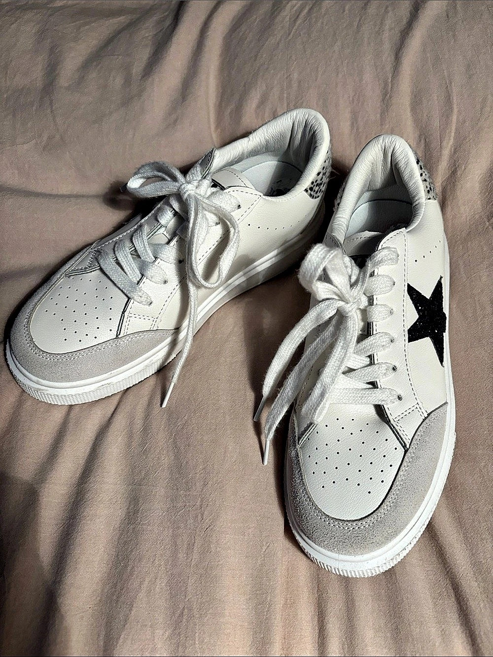 Vintage Havana Carla Sneakers in White & Black